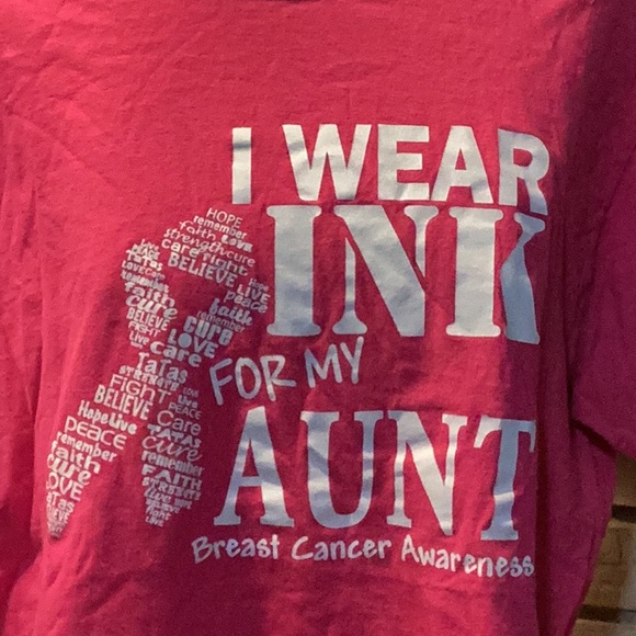 Breast Cancer Awareness I wear pink for my aunt short sleeve T-shirt - Picture 2 of 5
